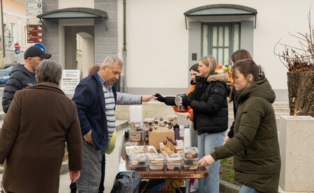 S Tržnico slaščic so zbrali 1013 evrov za dobrodelne namene